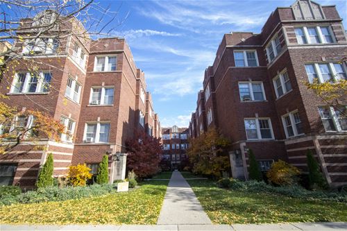 242 S Maple Unit 3W, Oak Park, IL 60302