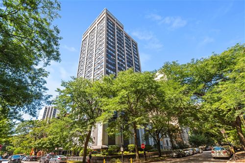 2700 N Hampden Unit 22D, Chicago, IL 60614