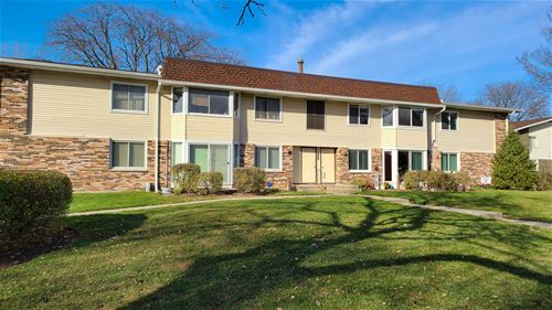 3100 Roberts Unit 7, Woodridge, IL 60517