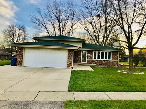 635 W Stearns, Bartlett, IL 60103