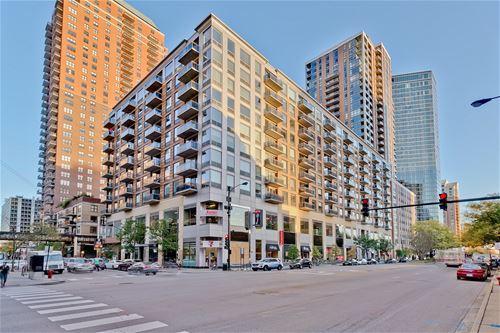 1 E 8th Unit 807, Chicago, IL 60605