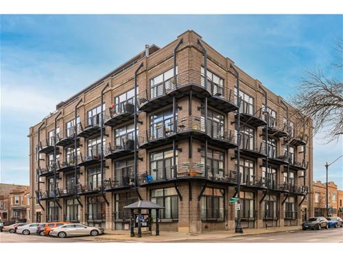 2735 W Armitage Unit 202, Chicago, IL 60647