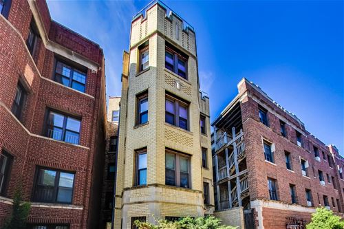 920 W George, Chicago, IL 60657