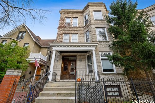 3135 N Clifton Unit G, Chicago, IL 60657