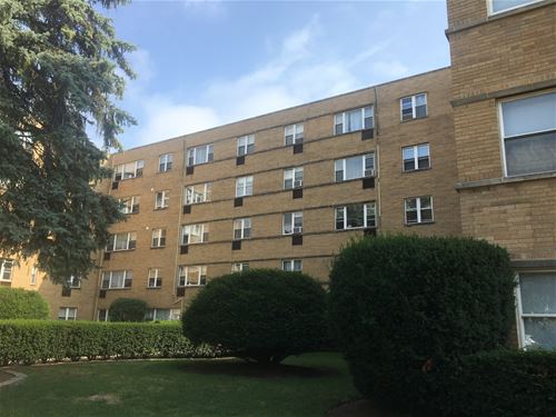 2115 W Farwell Unit 412, Chicago, IL 60645