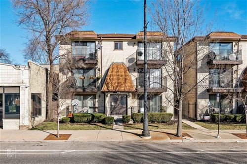 4545 N Milwaukee Unit 2D, Chicago, IL 60630