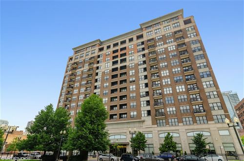 849 N Franklin Unit 1208, Chicago, IL 60610