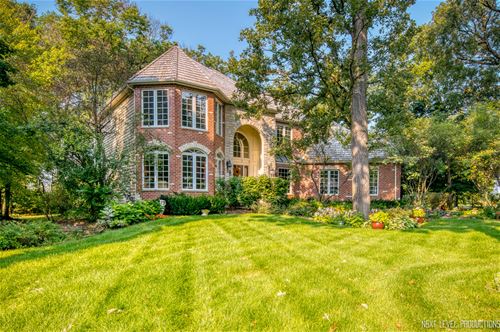 215 Crooked Tree, Naperville, IL 60565