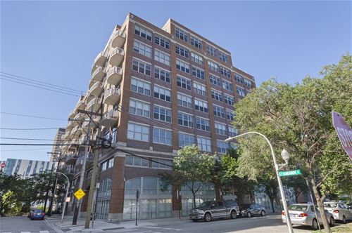 933 W Van Buren Unit 819, Chicago, IL 60607