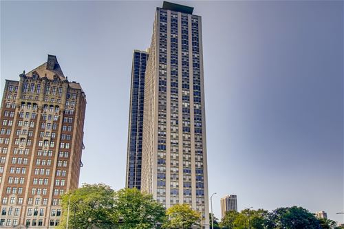 1550 N Lake Shore Unit 3E, Chicago, IL 60610