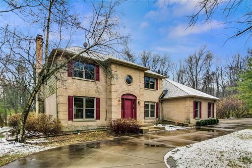 3 Regan, Barrington, IL 60010