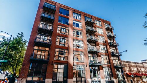 701 W Jackson Unit 302B, Chicago, IL 60661