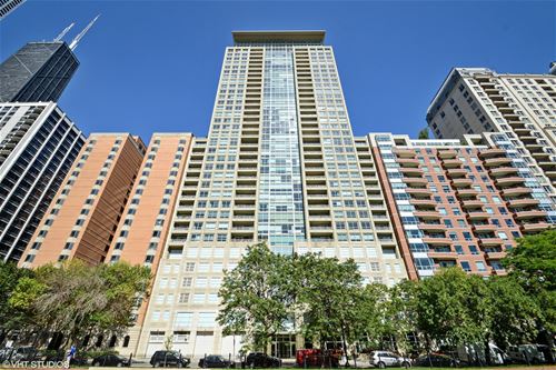 250 E Pearson Unit 2604, Chicago, IL 60611