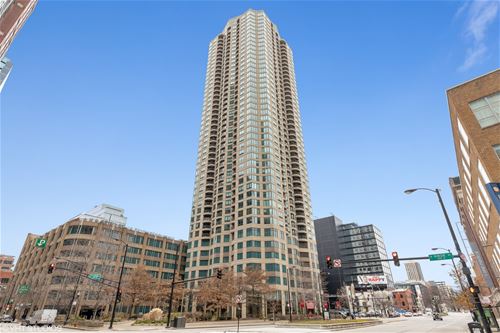 400 N LaSalle Unit 1409, Chicago, IL 60654