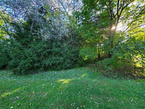 Lot 92 Greenleaf, Gurnee, IL 60031