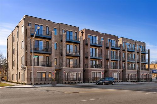 6031 W North Unit 4W, Oak Park, IL 60302