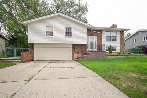 403 Desmond, Schaumburg, IL 60193