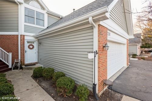 731 Daybreak, Carol Stream, IL 60188