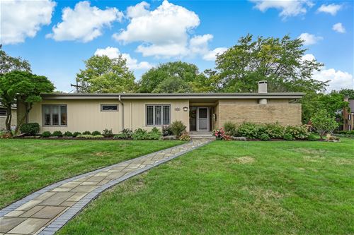 542 Dover, La Grange Park, IL 60526