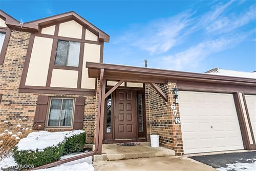 676 Cumberland Unit A-1, Roselle, IL 60172