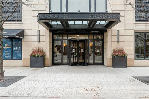 10 E Delaware Unit 14A, Chicago, IL 60611