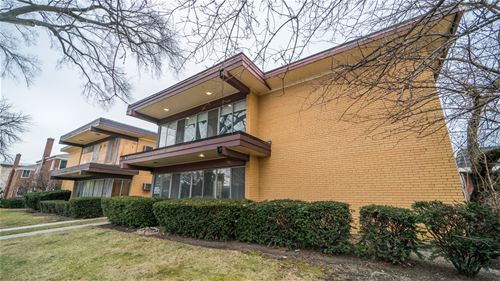 1205 N Harlem Unit 8, Oak Park, IL 60302