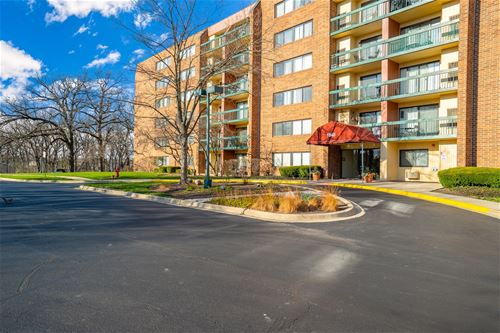 1840 Huntington Unit 310, Hoffman Estates, IL 60169