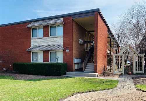 603 W Park Unit 106, Libertyville, IL 60048