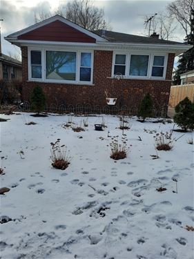 1814 Cleveland, Evanston, IL 60202