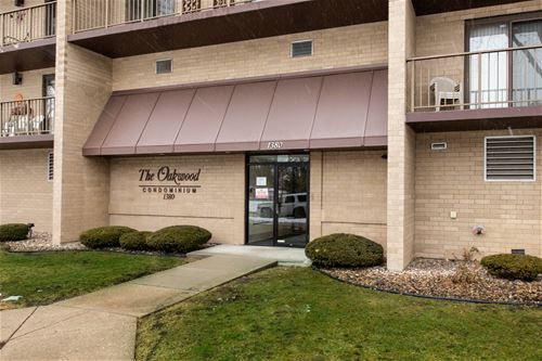 1380 Oakwood Unit 302, Des Plaines, IL 60016