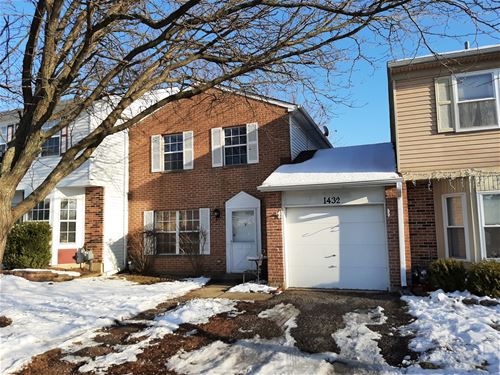 1432 Ash, Carol Stream, IL 60188