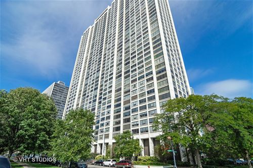 2800 N Lake Shore Unit 4203, Chicago, IL 60657