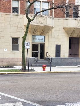 5000 S Cornell Unit 10D, Chicago, IL 60615