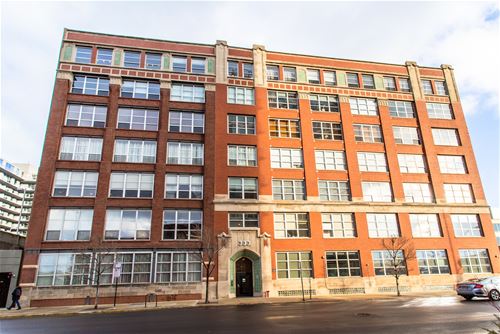 333 S Des Plaines Unit 303, Chicago, IL 60661