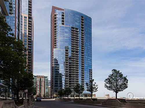 450 E Waterside Unit 702, Chicago, IL 60601