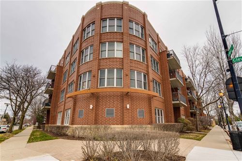 8200 Lincoln Unit 302, Skokie, IL 60077