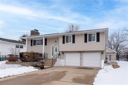 117 S Braintree, Schaumburg, IL 60193