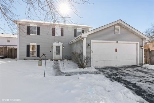 332 Country, Algonquin, IL 60102