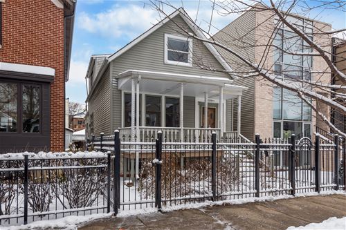 1720 N Mozart, Chicago, IL 60647