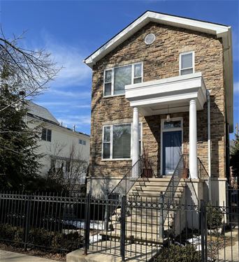 1840 W Wellington, Chicago, IL 60657