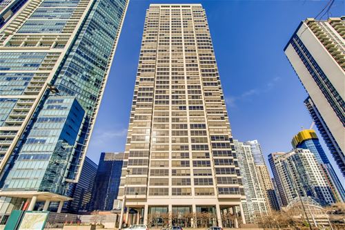 360 E Randolph Unit 3901, Chicago, IL 60601