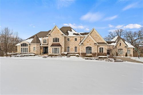 38W310 Heritage Oaks, St. Charles, IL 60175