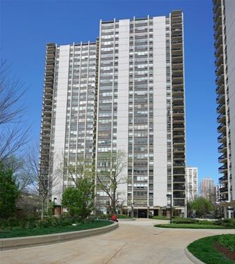 1460 N Sandburg Unit 2512, Chicago, IL 60610