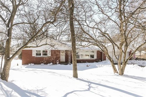 22W671 Hackberry, Glen Ellyn, IL 60137