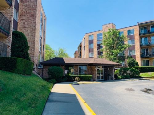 1103 S Hunt Club Unit 227, Mount Prospect, IL 60056