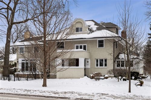 934 Elmwood, Wilmette, IL 60091