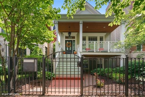 3037 N Seminary, Chicago, IL 60657