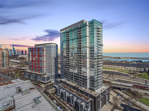 1901 S Calumet Unit 1008, Chicago, IL 60616