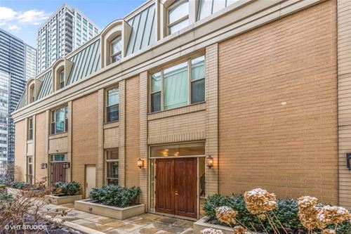 25 E Superior Unit 11C, Chicago, IL 60611