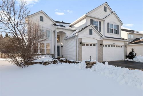 2760 Whitehall, Naperville, IL 60564